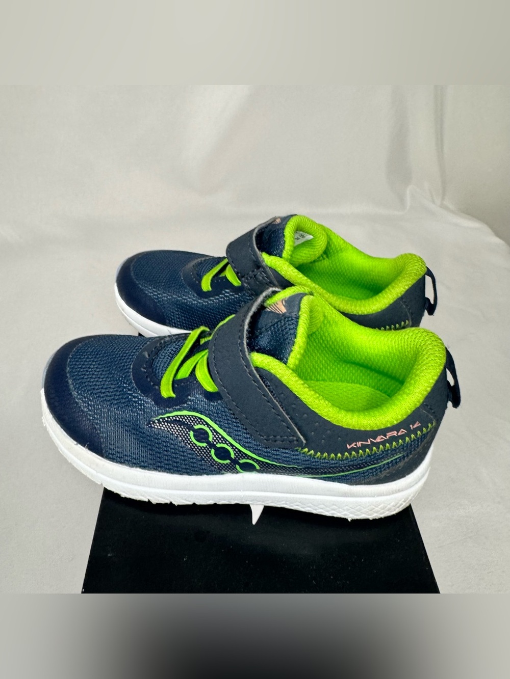 Saucony Kinvara 14 A/C Jr. sneakers Size 8M